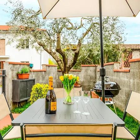Hostly-il Viale-garden House Between Pisa E Apartman *