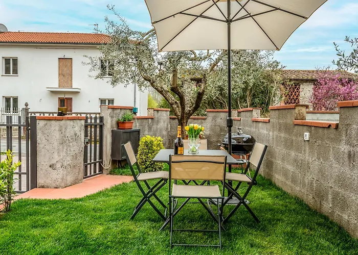 Hostly-il Viale-garden House Between Pisa E Апартаменты *