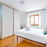 Hostly-il Viale-garden House Between Pisa E