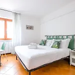 Hostly-il Viale-garden House Between Pisa E Apartman Lucca
