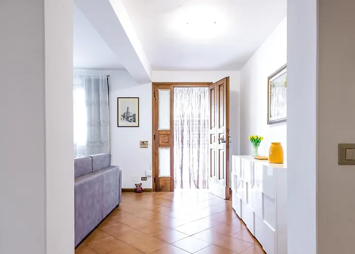 Hostly-il Viale-garden House Between Pisa E Apartament