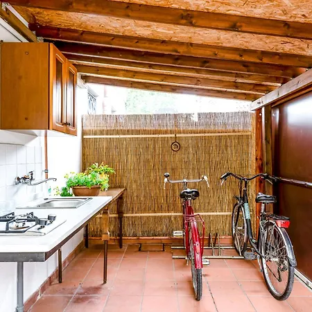 Hostly-il Viale-garden House Between Pisa E * Lucca