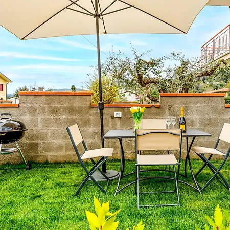 アパート Hostly-il Viale-garden House Between Pisa E