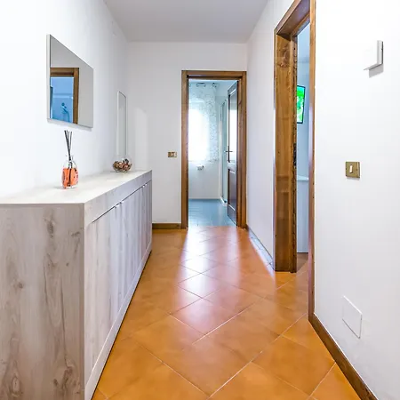 Hostly-il Viale-garden House Between Pisa E Lucca