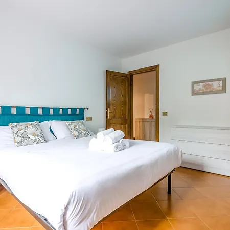Hostly-il Viale-garden House Between Pisa E Apartamento Lucca